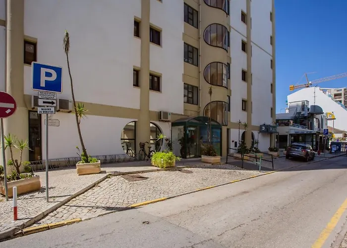 Apartament 1bdr W/beach View By Lovelystay