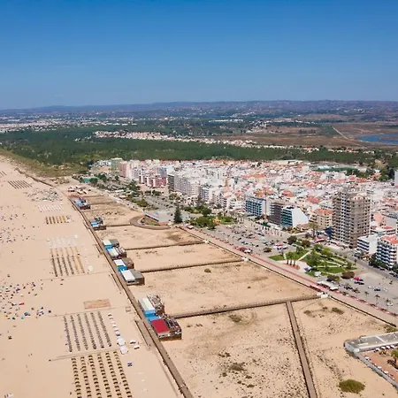 דירה 1bdr W/beach View By Lovelystay *