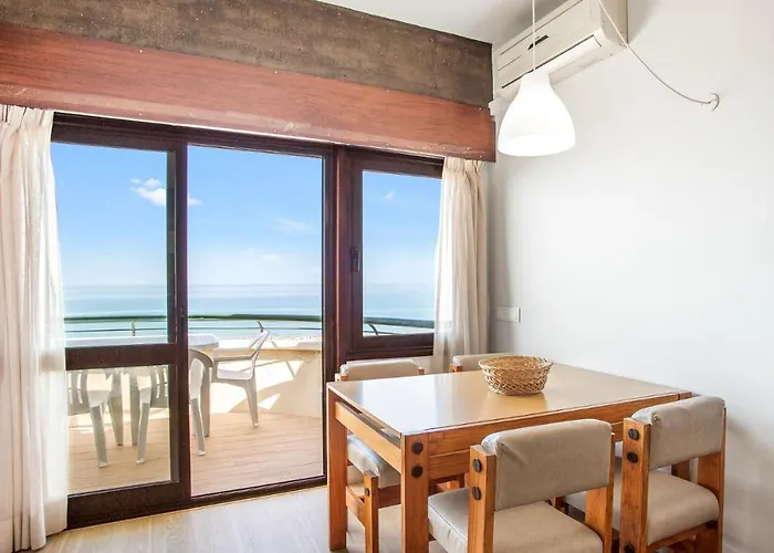 1bdr W/beach View By Lovelystay *
