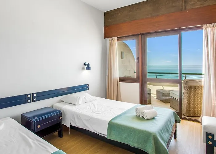 Lejlighed 1bdr W/beach View By Lovelystay